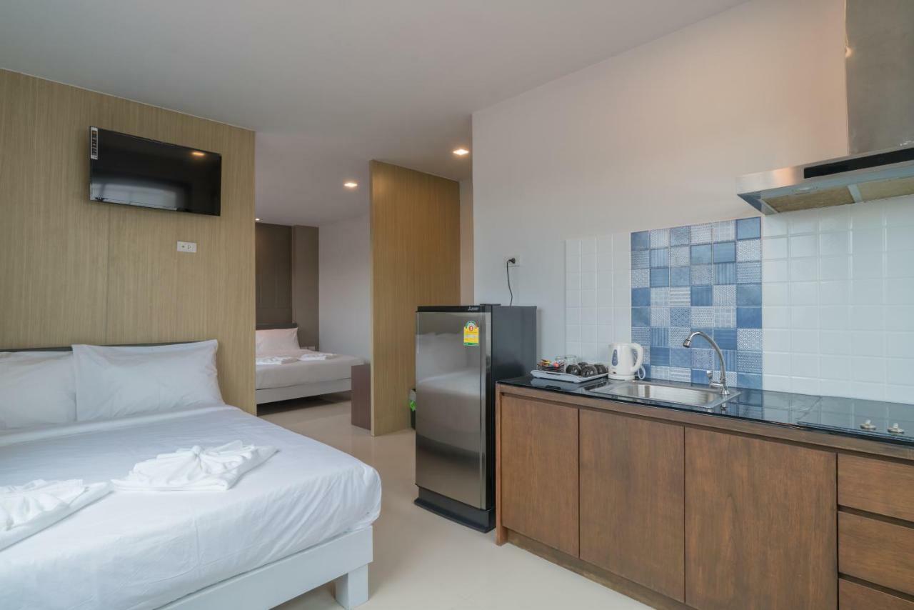 Baan Thai Beach Side Residence Patong Екстериор снимка