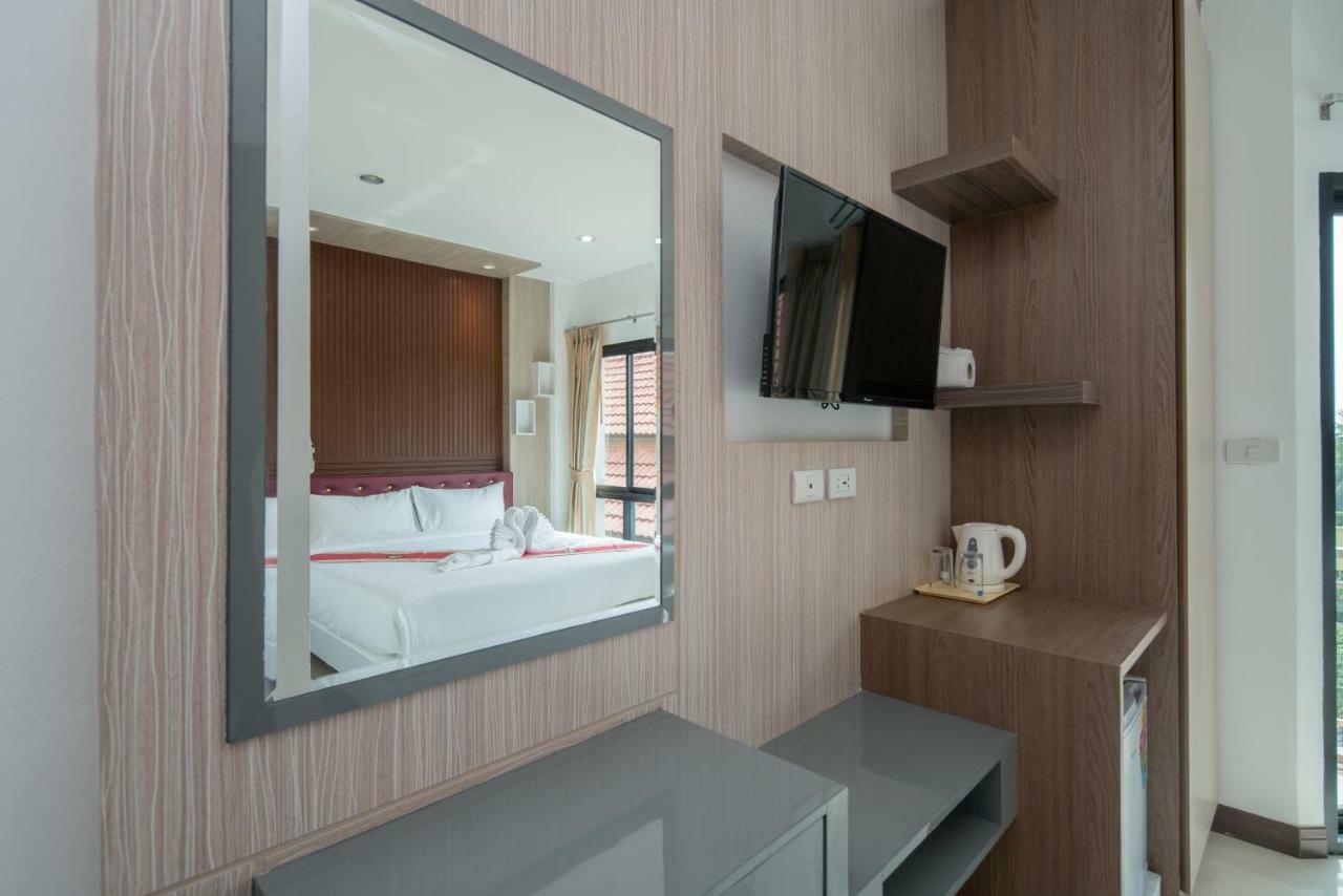 Baan Thai Beach Side Residence Patong Екстериор снимка