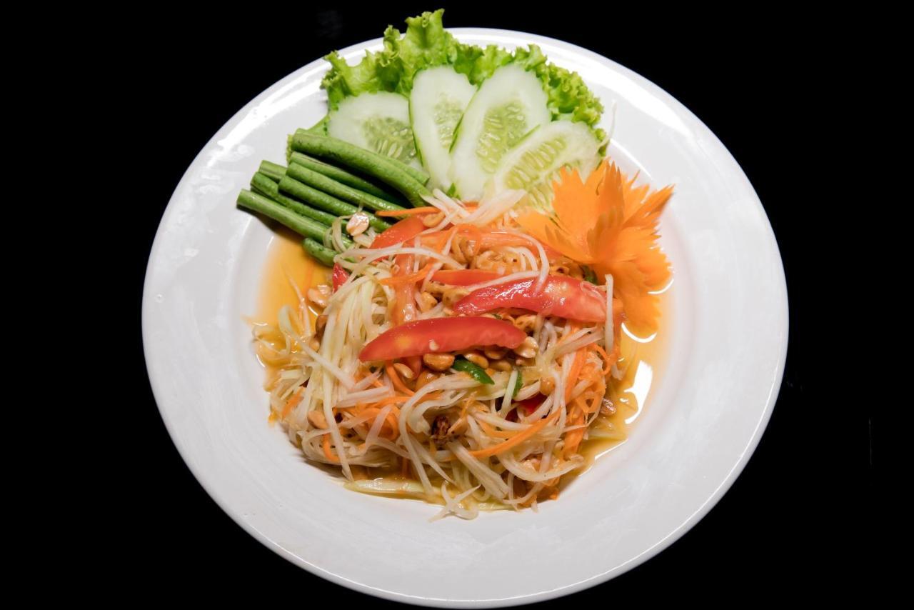 Baan Thai Beach Side Residence Patong Екстериор снимка